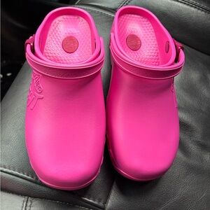 Hot Pink Women's Comfort Clogs - Casual Slip-On Mules